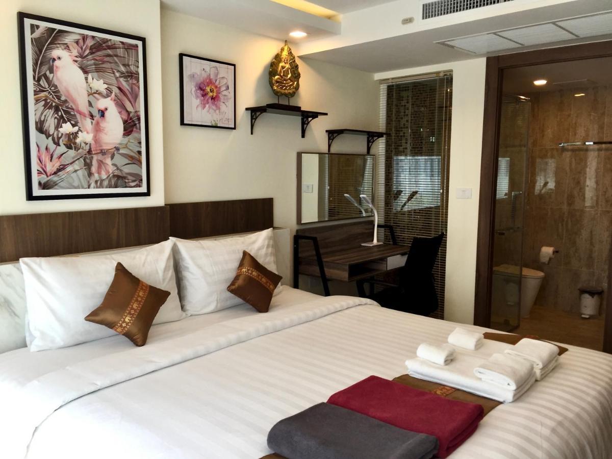 Luxury Business Suits In Grand Avenue By Pattaya City Estates Esterno foto