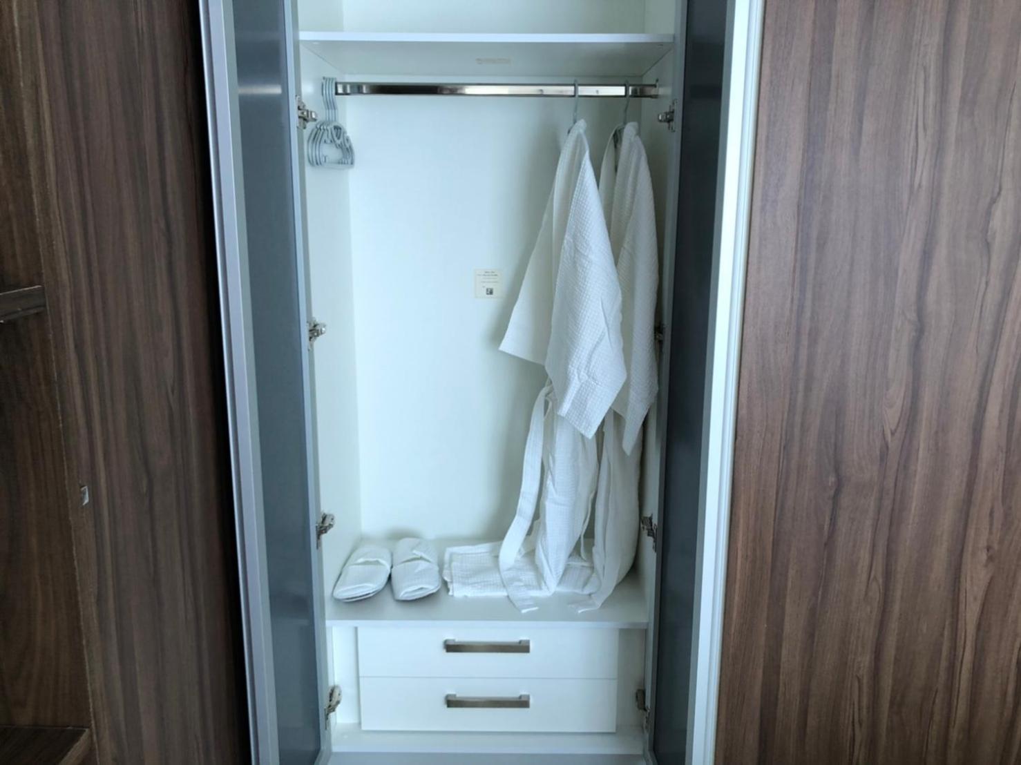 Luxury Business Suits In Grand Avenue By Pattaya City Estates Esterno foto